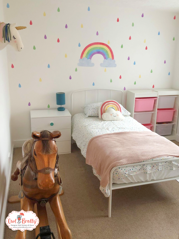 Rainbow wall sticker with extra raindrops - Image 2