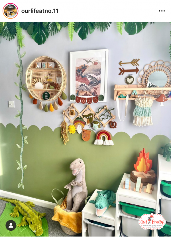 green vine height chart wall sticker for a neutral natural themed bedroom